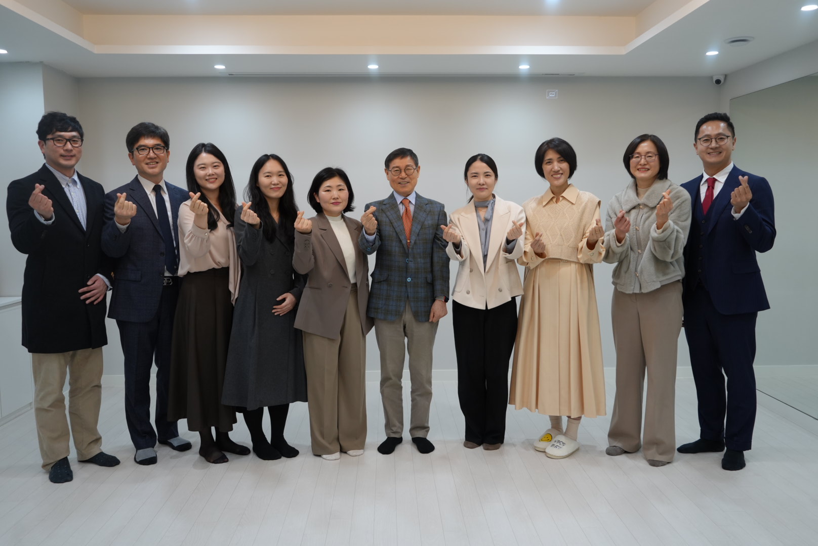 한국NLP최면교육협회 협회원 단체 사진